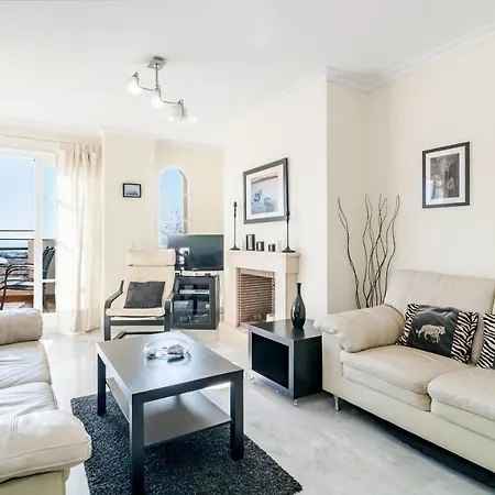 Saa- Comfortable Near Puerto Banus