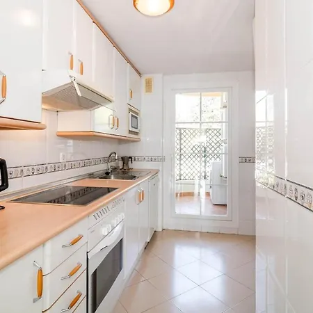 Apartment Saa- Comfortable Near Puerto Banus