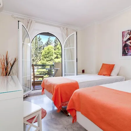Διαμέρισμα Saa- Comfortable Near Puerto Banus